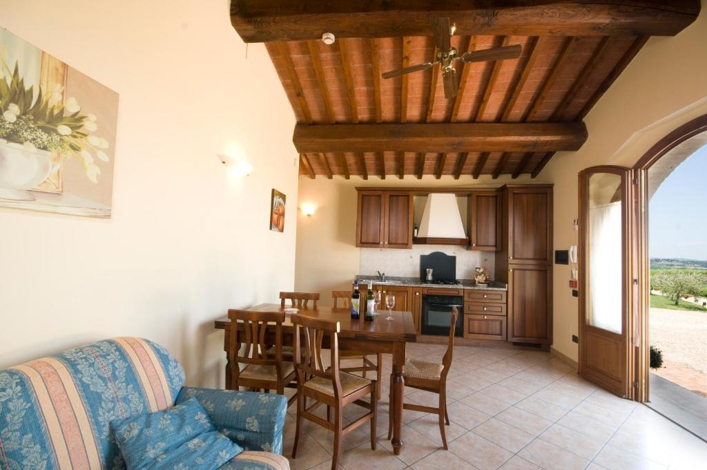 Agriturismo Macinatico San Gimignano Habitación foto